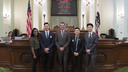 Assemblymember Wood with Loma Linda Dental Students on Assembly Floor